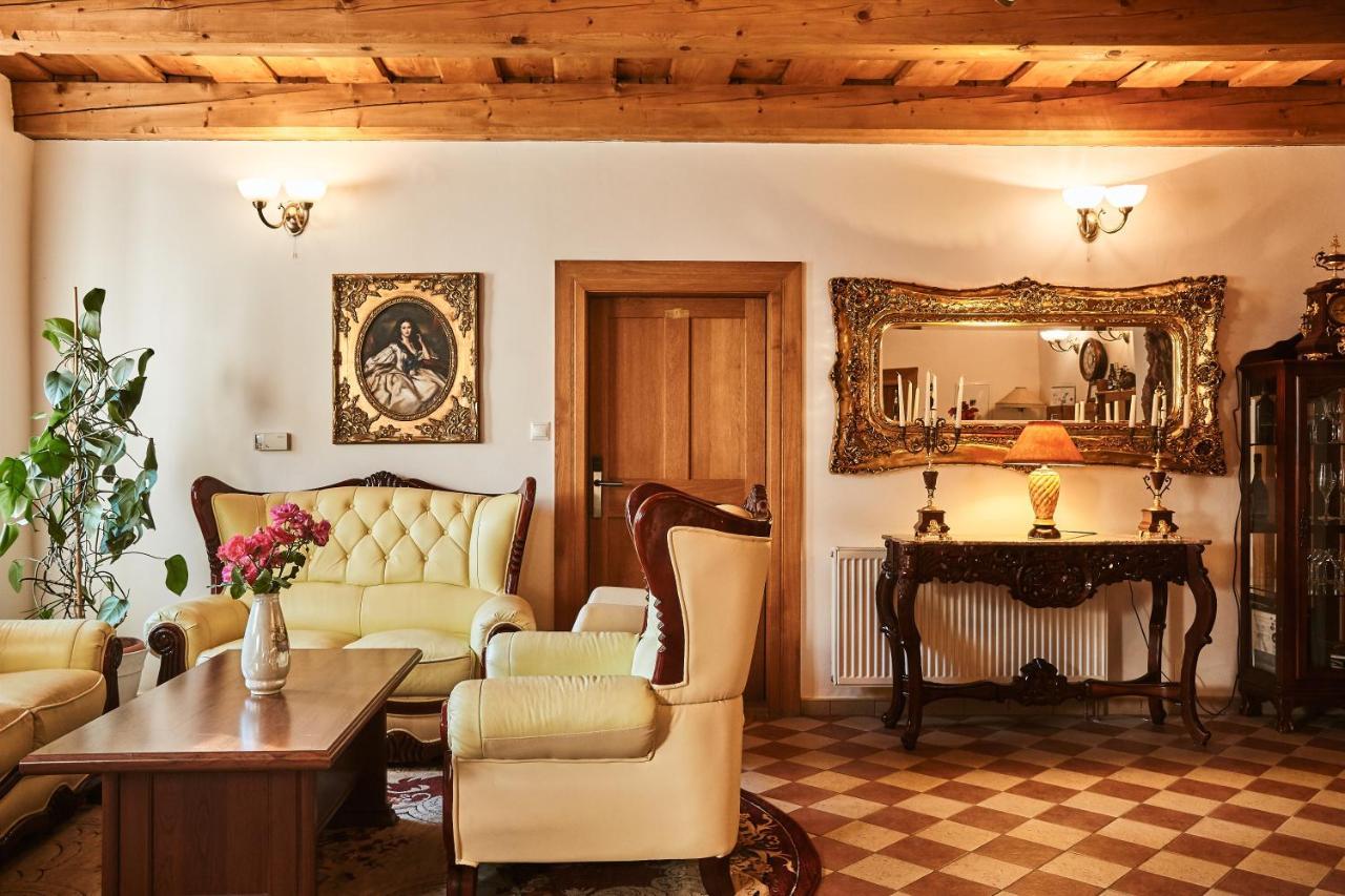 Resla Residence I, Ii, Banská Štiavnica 外观 照片