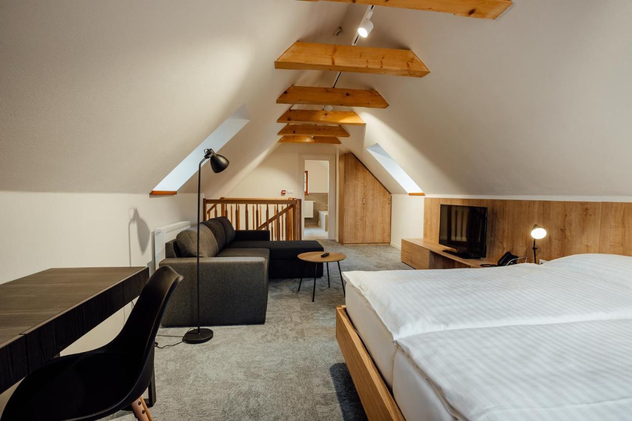 Resla Residence I, Ii, Banská Štiavnica 外观 照片