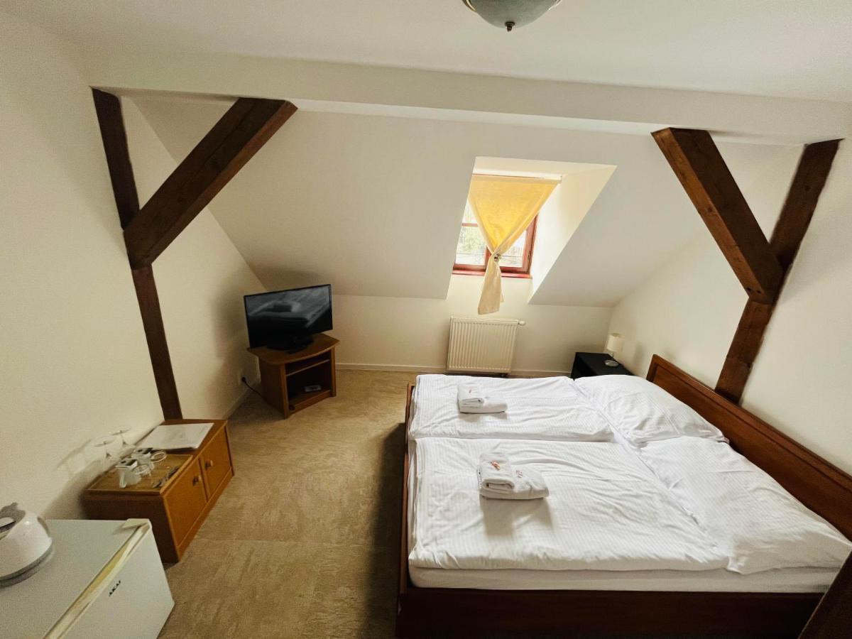 Resla Residence I, Ii, Banská Štiavnica 外观 照片
